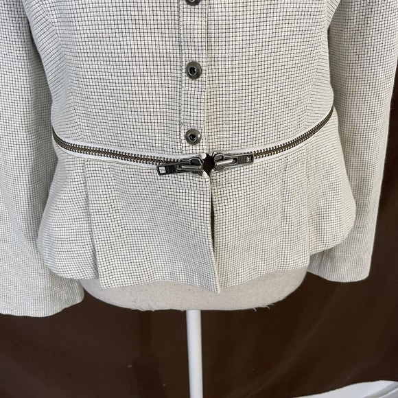 Cabi Carol Anderson by Invitation 2 in 1 Jacket Size 6  w/ Zip Off Peplum Blazer - Picture 5 of 9